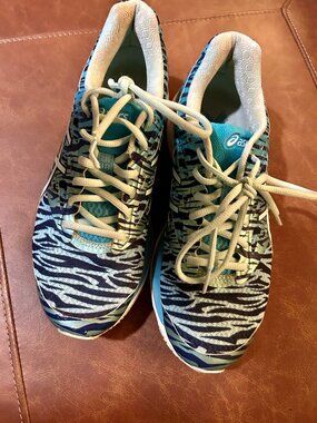 ASICS Gel-Cumulus 18 Running Shoes – Women’s Size 8.5 – Teal/Zebra Print
